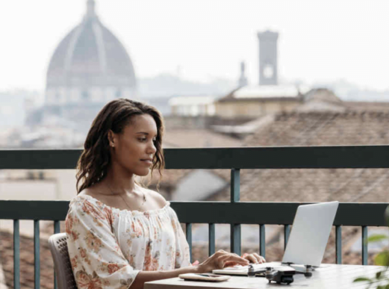 Travel Apps & Tools for Digital Nomads