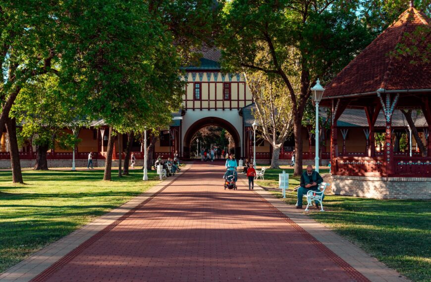 People in Grand Terrace