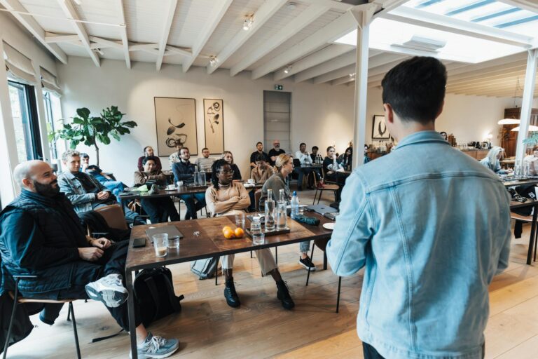 photo by matheus bertelli