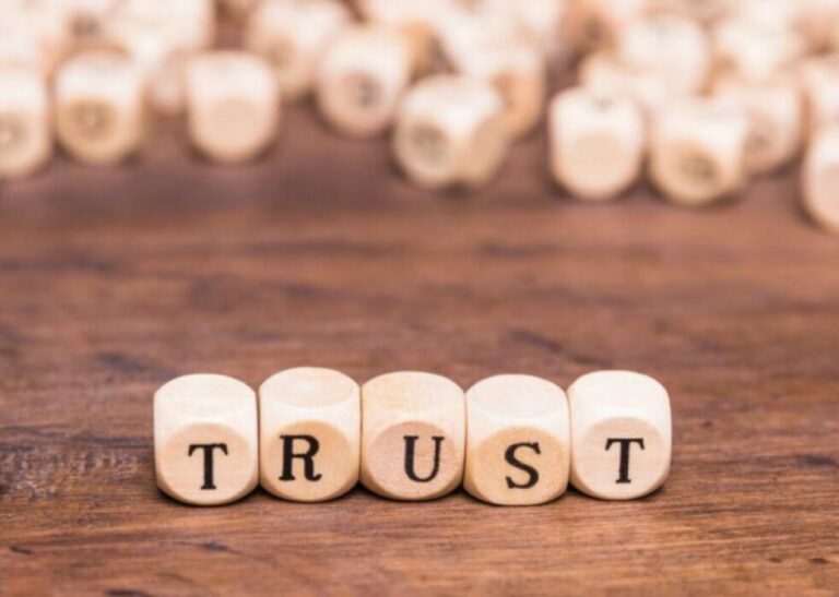 understanding the duties and responsibilities of trustees in a trust